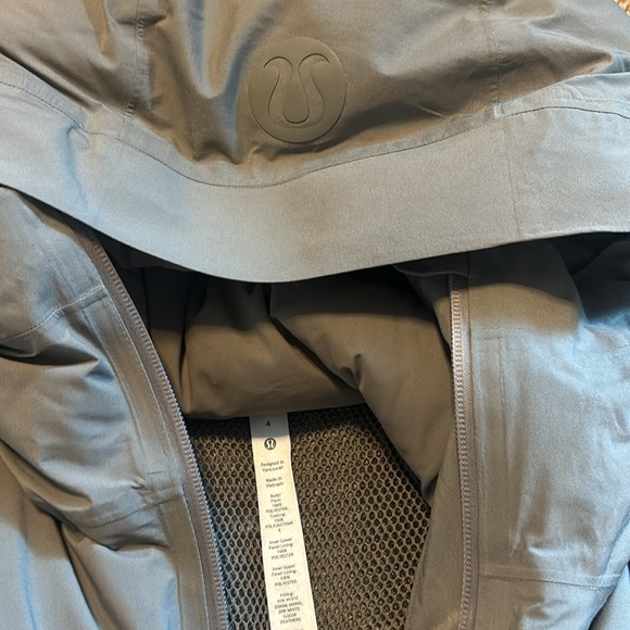 lululemon Stretchseal Sleet street jacket - Picture 10 of 11